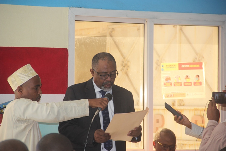 « Une pièce d’identité nationale est exigée au débarquement au port de Mutsamudu »